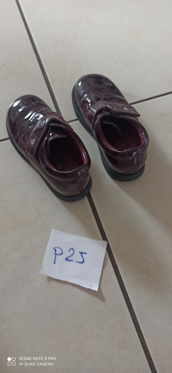 Chaussures a scratch p. 25 - photo numéro 2