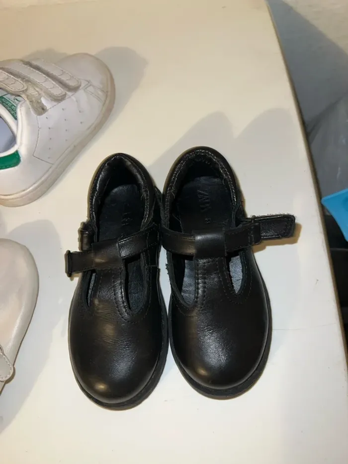 Lot chaussures taille 23 fille tres bonne etat - photo numéro 4