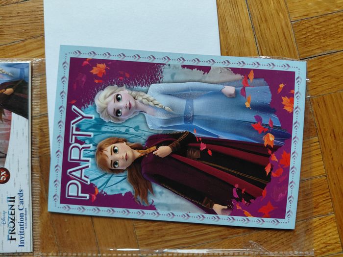 cartes invitation anniversaires princesses et reine des neiges - photo numéro 4