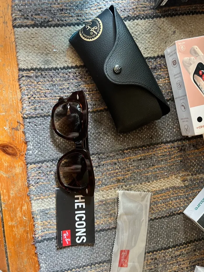 Lunettes de soleil officiel Ray-Ban 2025 édition limitée rare - photo numéro 3