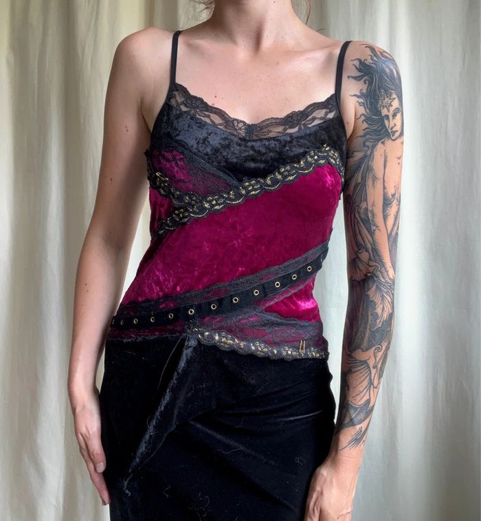 Débardeur velours dentelle Goth Coquette vintage 90s - Taille S - photo numéro 2