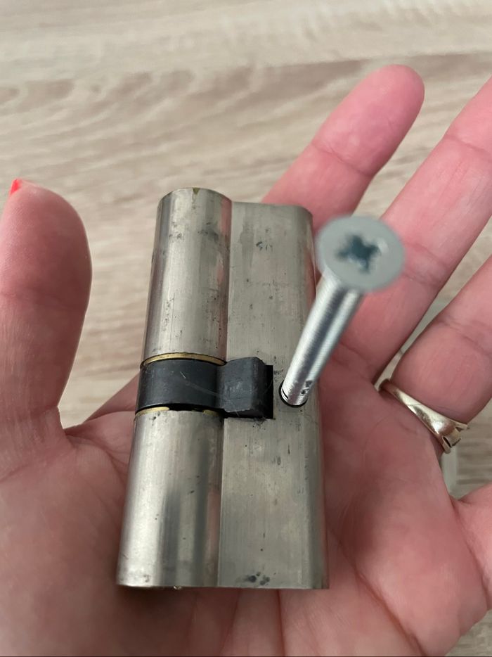 Cylindre Standers avec 5 clés - photo numéro 5
