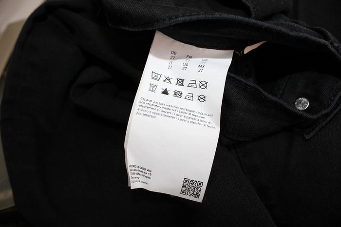 jeans skinny taille normale 7/8 éme  marque hugo boss taille indiquée 27 = 36/38 - photo numéro 4