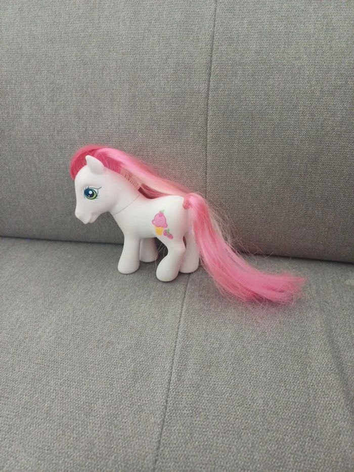 Figurine my little pony vintage de 2006 hasbro - photo numéro 3