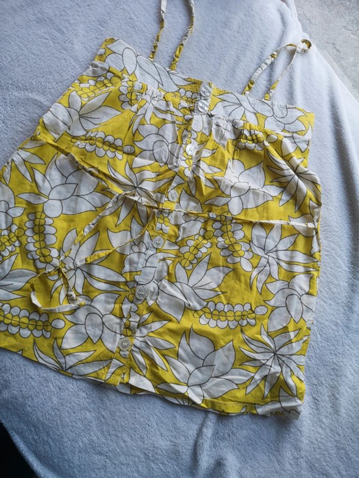 Top à fleurs