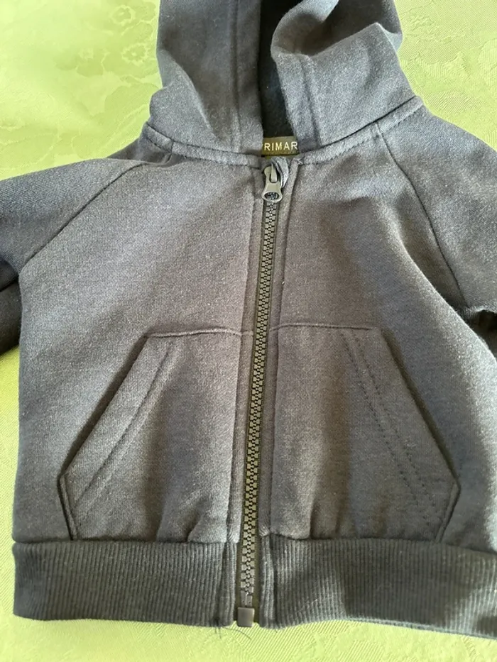 Sweat à capuche bleu marine Primark - 3/6 mois - photo numéro 2