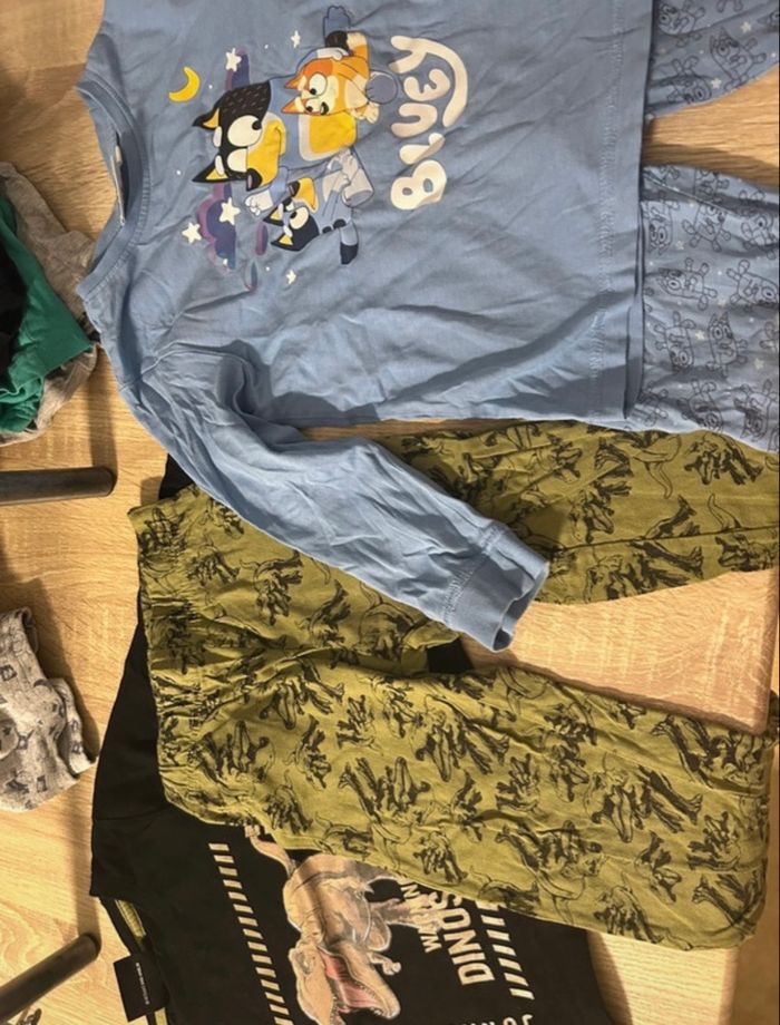 Lot de 7 pyjamas - photo numéro 2