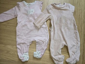 Lot de pyjamas fille 12 mois