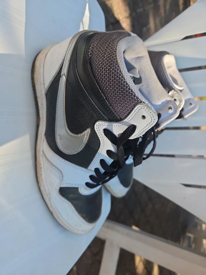 Paire Nike femme - photo numéro 2