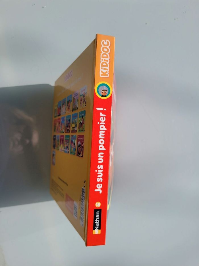 Livre animé Kididoc 👨‍🚒 Je suis un pompier 🚒 - photo numéro 10