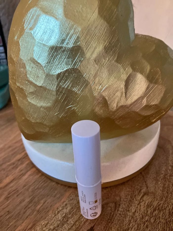 Marionnaud neuf lipstick rouge à lèvres essential neuf 2.7 ml - photo numéro 2