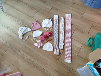Lot bonnet, écharpe et gants pour bébé