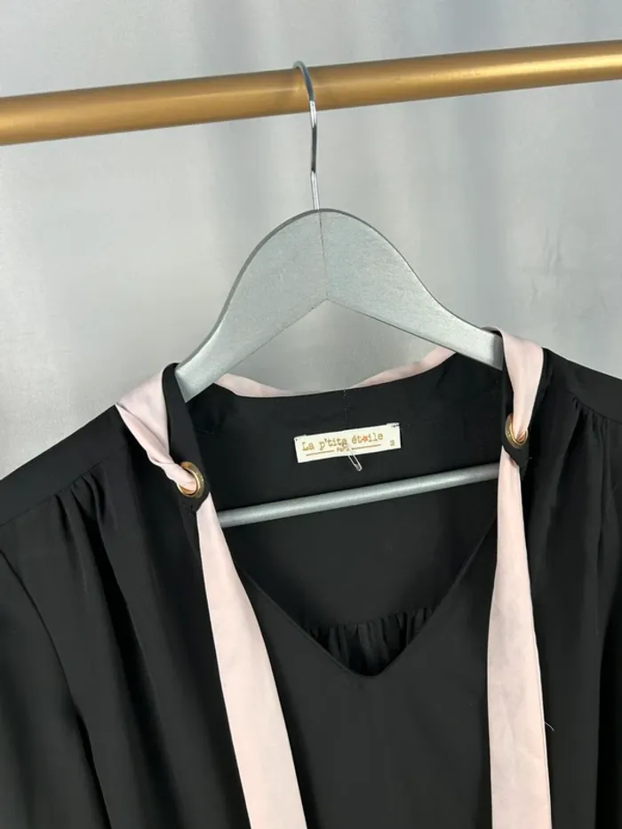 Blouse noir La P’tite étoile T3 / L neuve - photo numéro 2