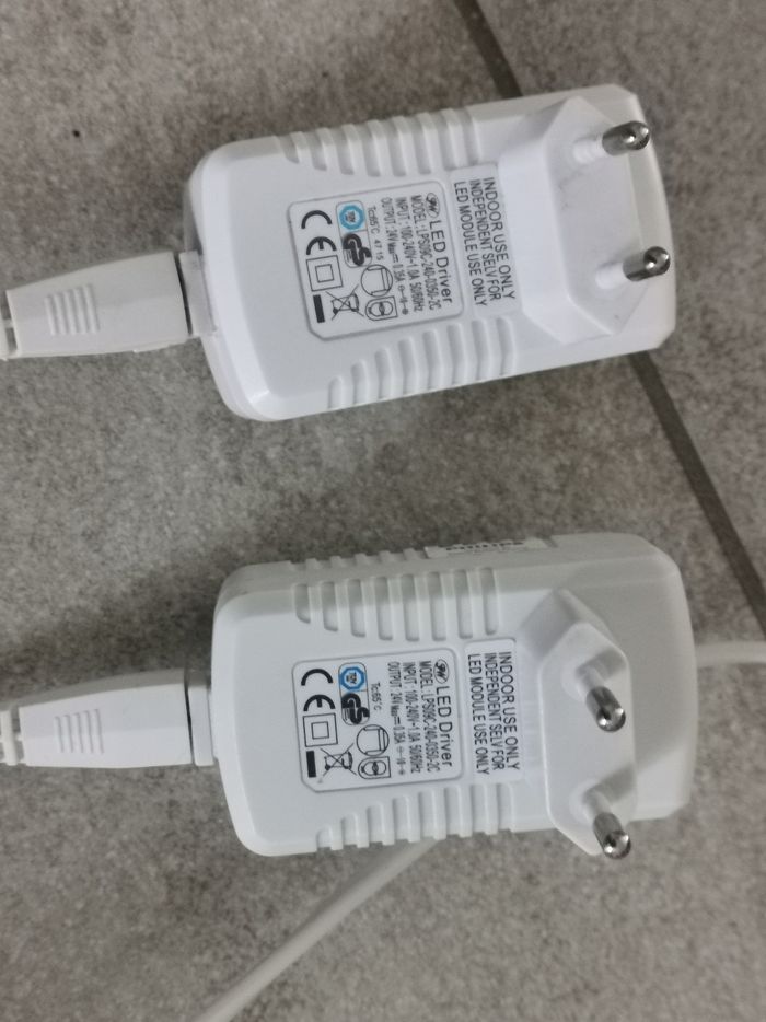 2 lampes de chevet enfant - Philips - photo numéro 4