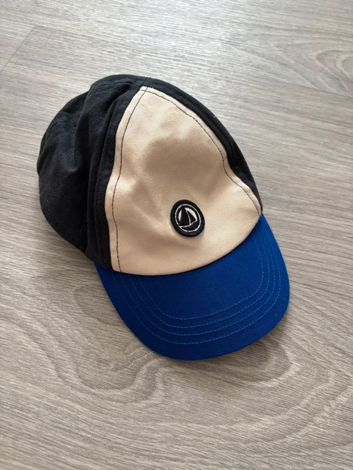 Casquette petit bateau bleu marine 3/6 mois