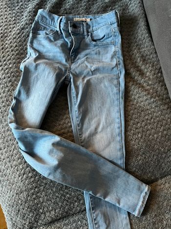Jeans Lévis