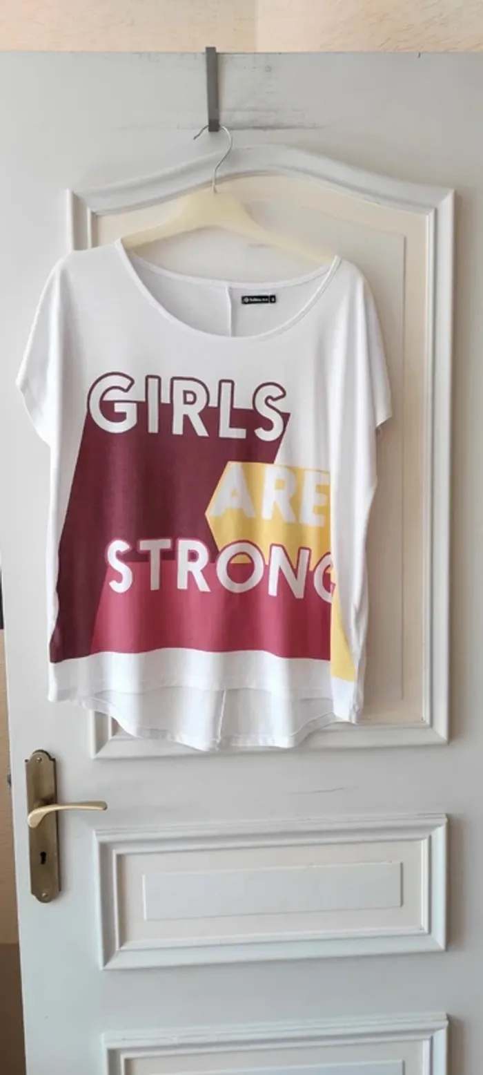 💐Tee-shirt manches courte oversize - Gémo - taille S - Très bon état💐