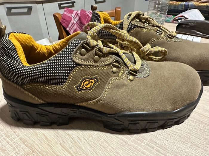 Chaussures sécurité taille 43
