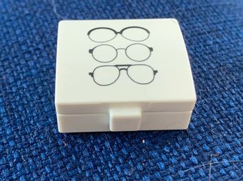 Boîte à lunettes playmobil