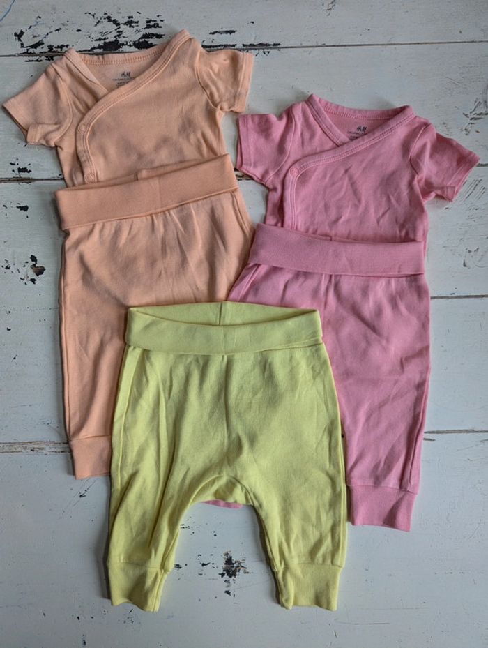 Lot H&M bébé - 3 pantalons sarouel + 2 bodies