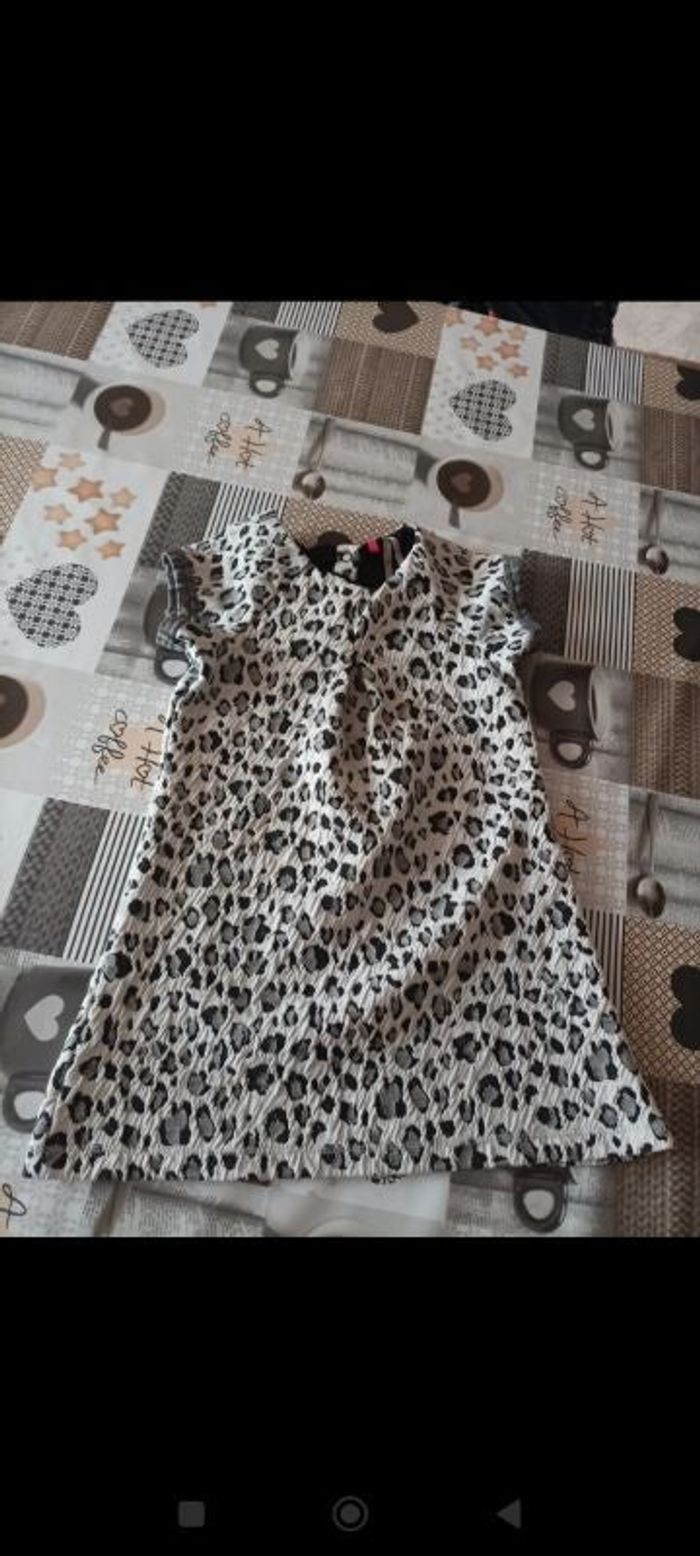 Robe 4 ans