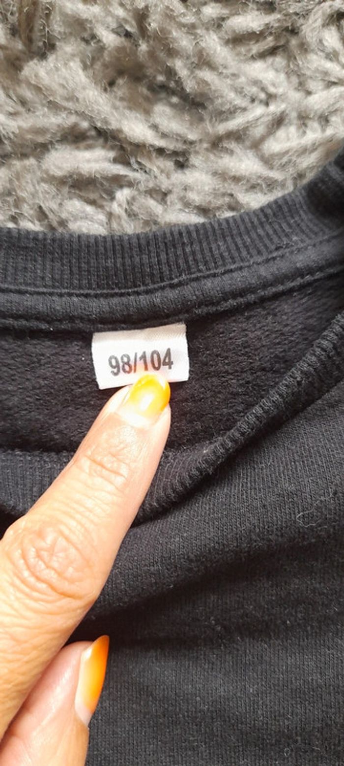 Sweat avec sequins - photo numéro 5