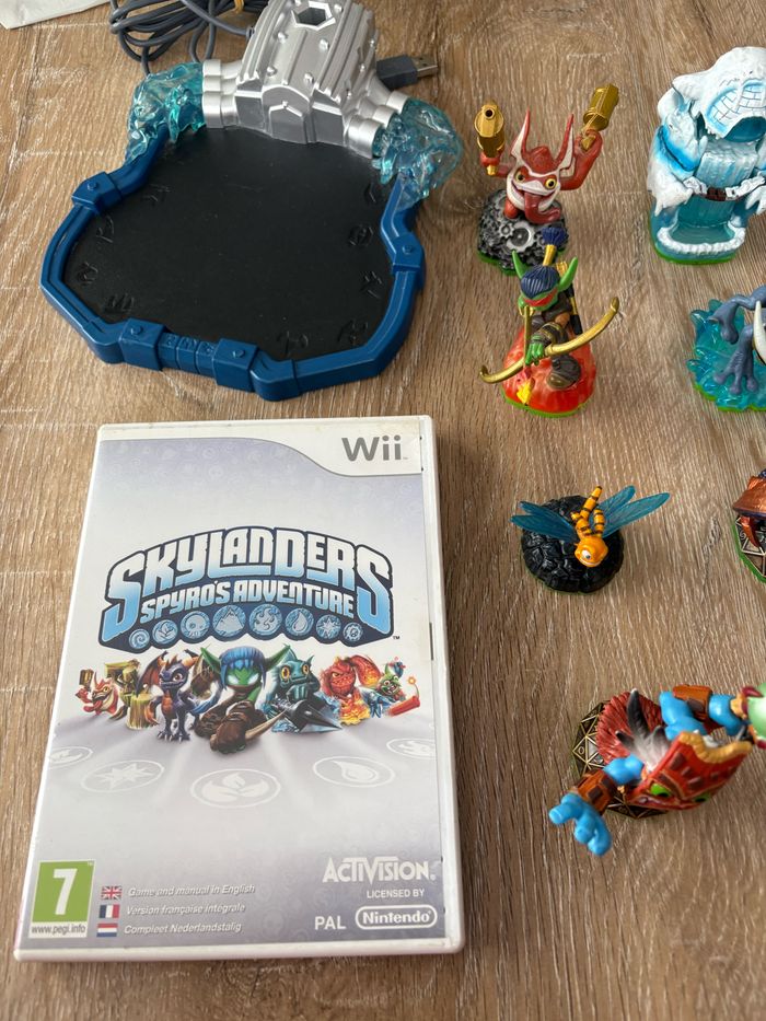Lot de 18 figurines skylanders spyro’s adventure + jeu nintendo wii. - photo numéro 2