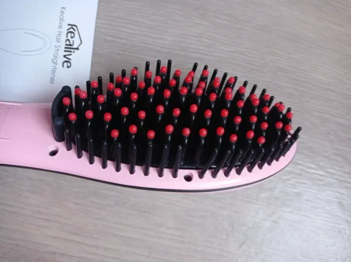 Brosse chauffante a lisser rose - photo numéro 4