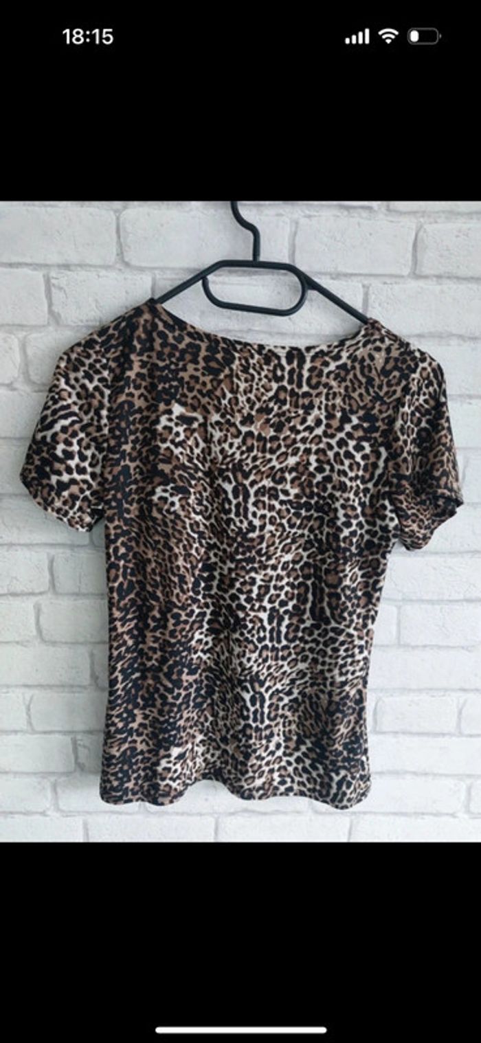 Tee-shirt Pascal Morabito taille 3 - photo numéro 2