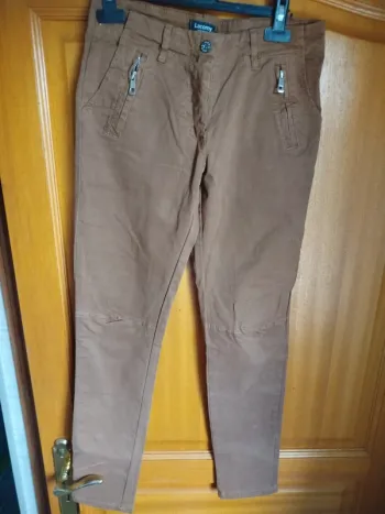 Chino femme