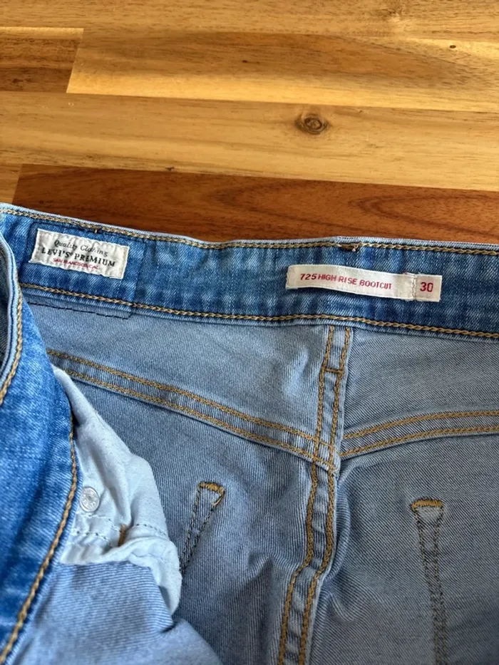 Jean Lévis bootcut taille 30 - photo numéro 3