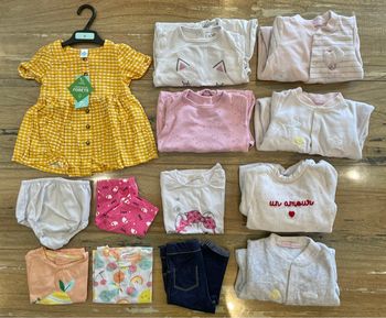 Lot 9 mois fille