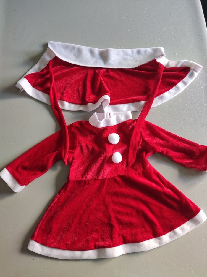 Robe de Noël rouge et blanche 4 ans - photo numéro 2