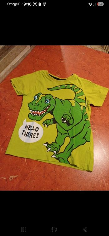 T.shirt garçon taille 5 ans