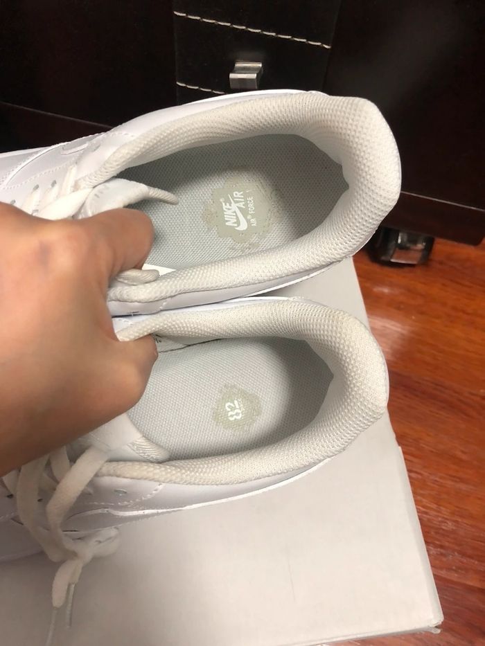 Nouveau Nike Air Force 1 Low Blanc Taille 45 - photo numéro 4