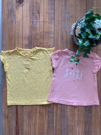 2 tee-shirts kiabi 12 mois