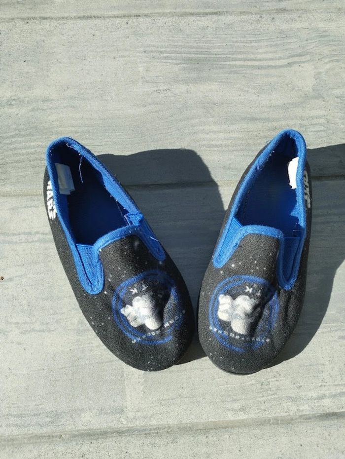 Lot n° 311 Chaussons "Star Wars" taille 31 - photo numéro 2