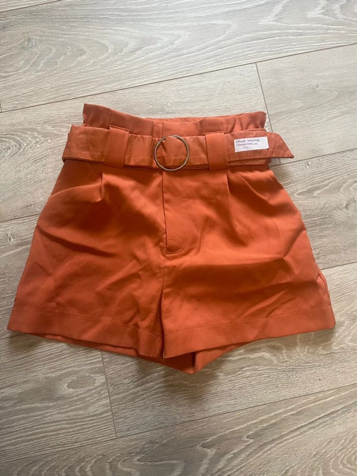 Short taille haute orange