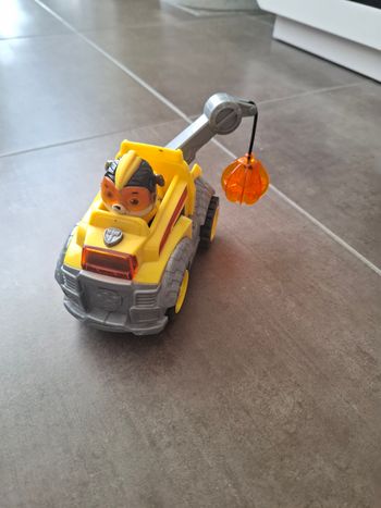 Ruben et son véhicule