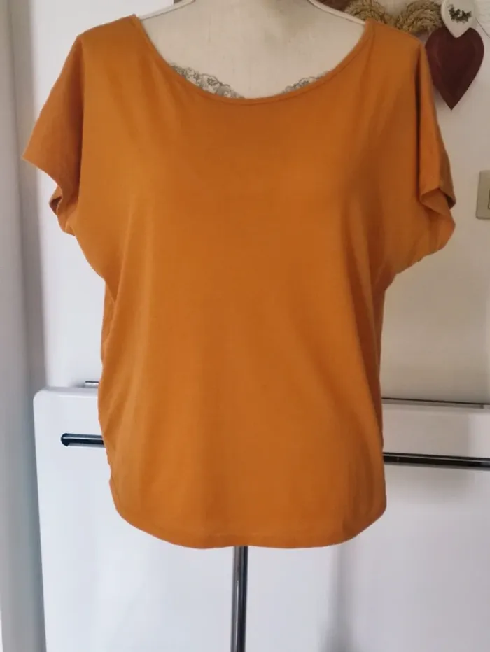 Mangue 🥭 tee-shirt décolleté plongeant dos 🎀