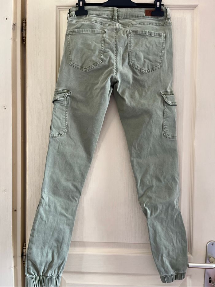 Pantalon cargo kaki - photo numéro 3