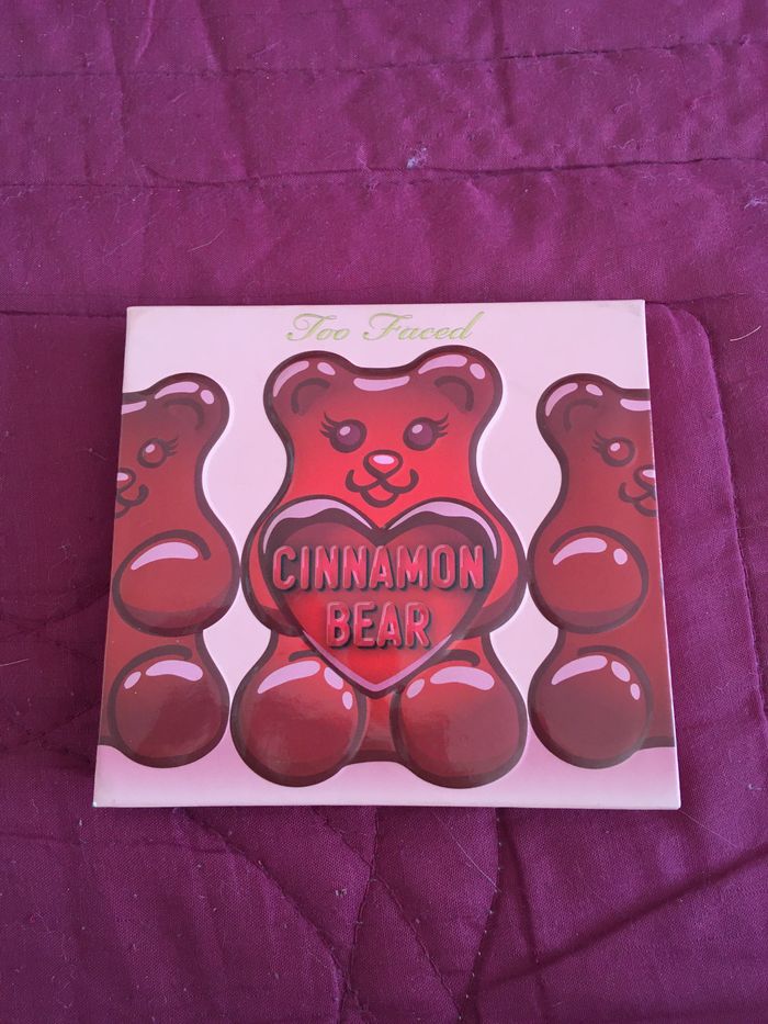Palette Cinnamon Bear Too Faced