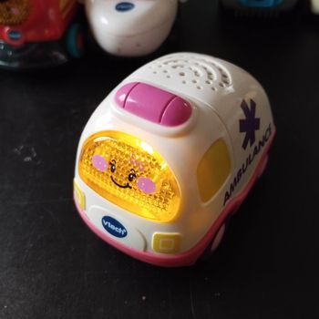 Tut Tut bolide clémence ambulance