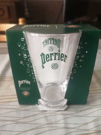 Verre perrier