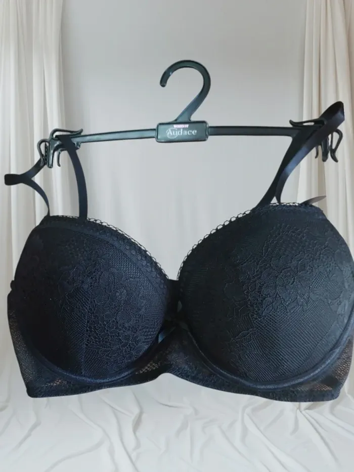 Soutien gorge 90 D neuf - photo numéro 3