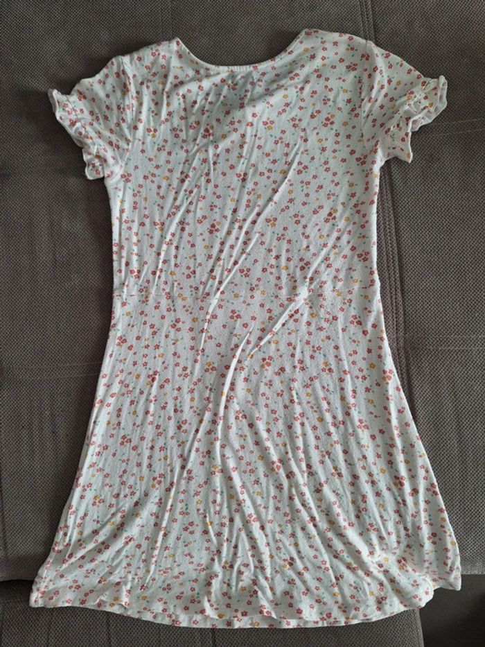 Robe à fleurs - photo numéro 2