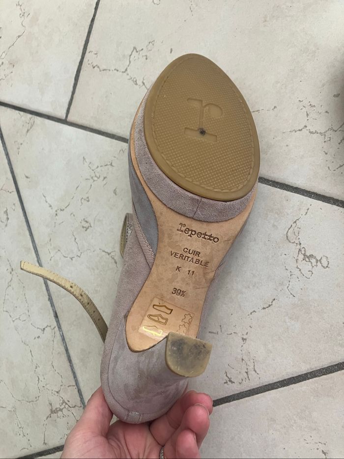 Très belle paire d’escarpins irisées Repetto T.39,5 - photo numéro 8