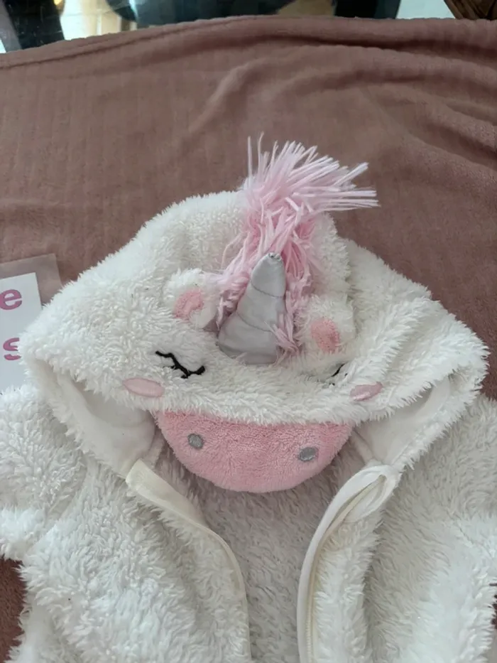 Surpijama licorne 6 mois - photo numéro 3