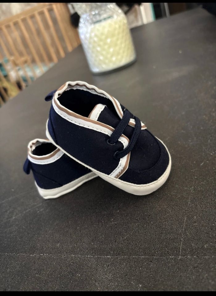 Chaussure bébé - photo numéro 2
