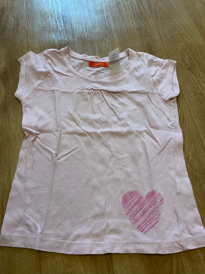 T-shirt rose 4 ans